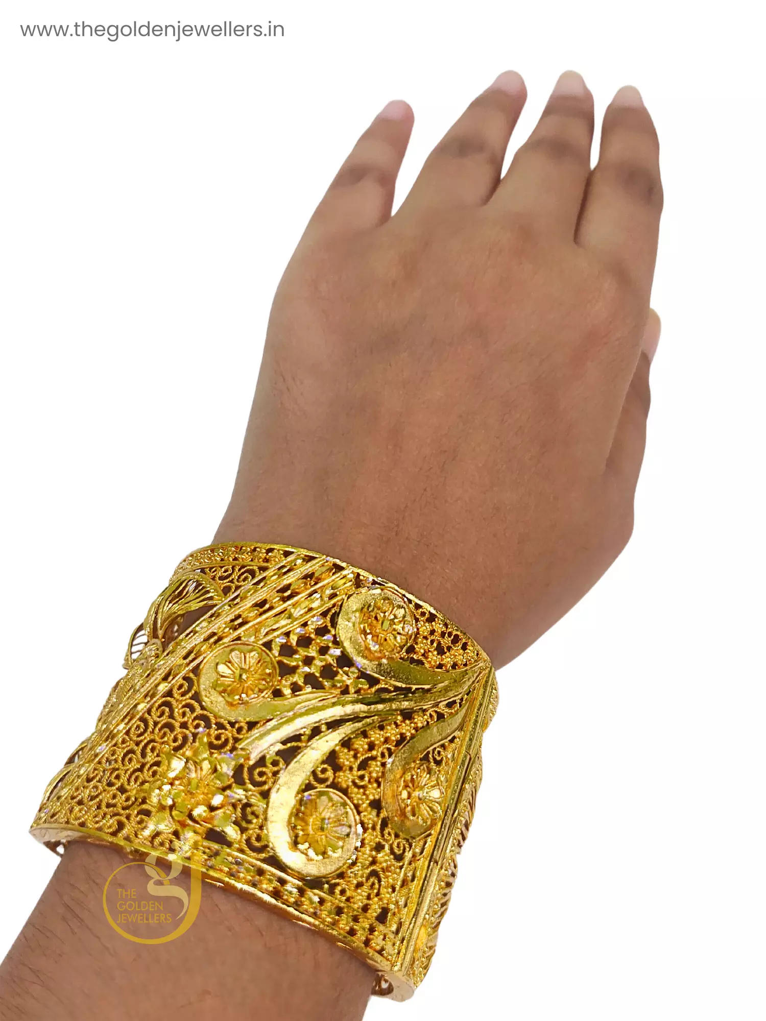 The Golden Jewellers - Chur Hand Jewellery