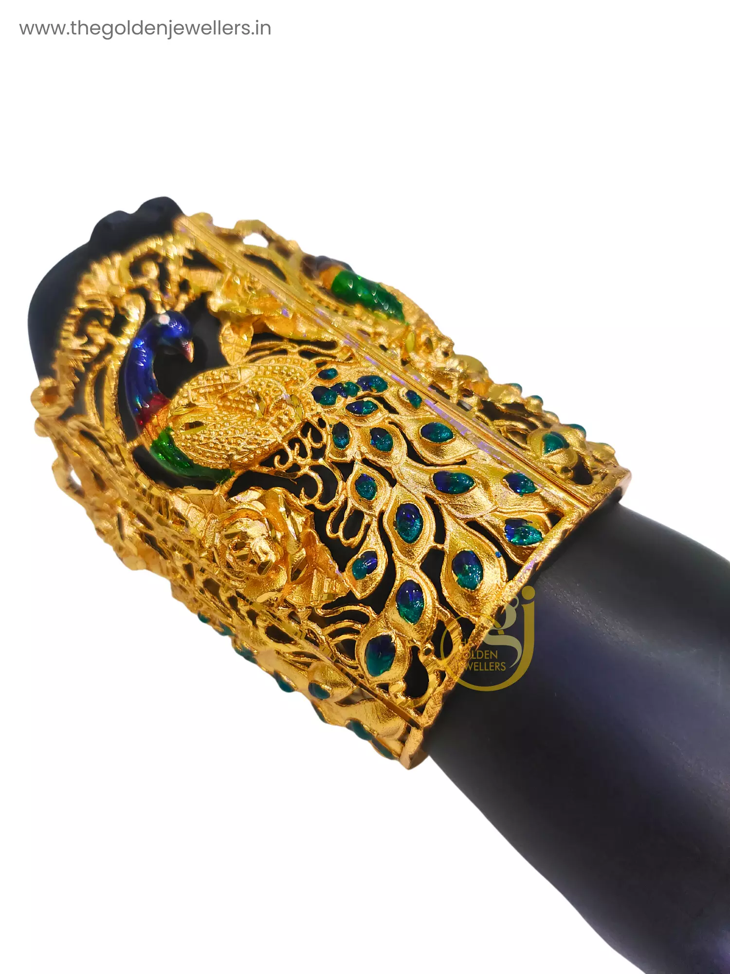 The Golden Jewellers - Chur Hand Jewellery