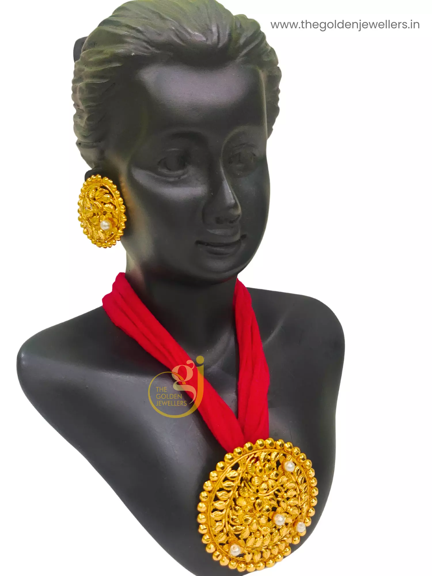 The Golden Jewellers - Pendant Set Necklace