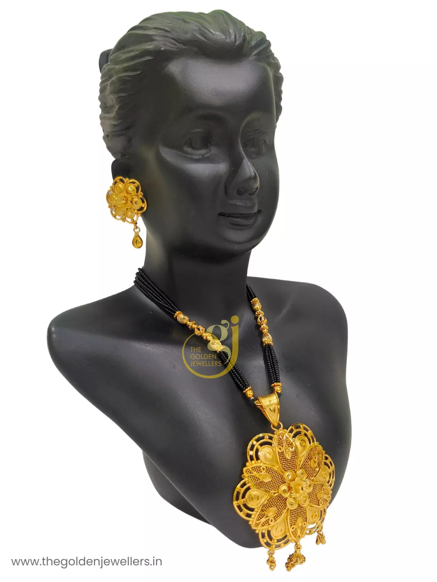 The Golden Jewellers - Pendant Set Necklace