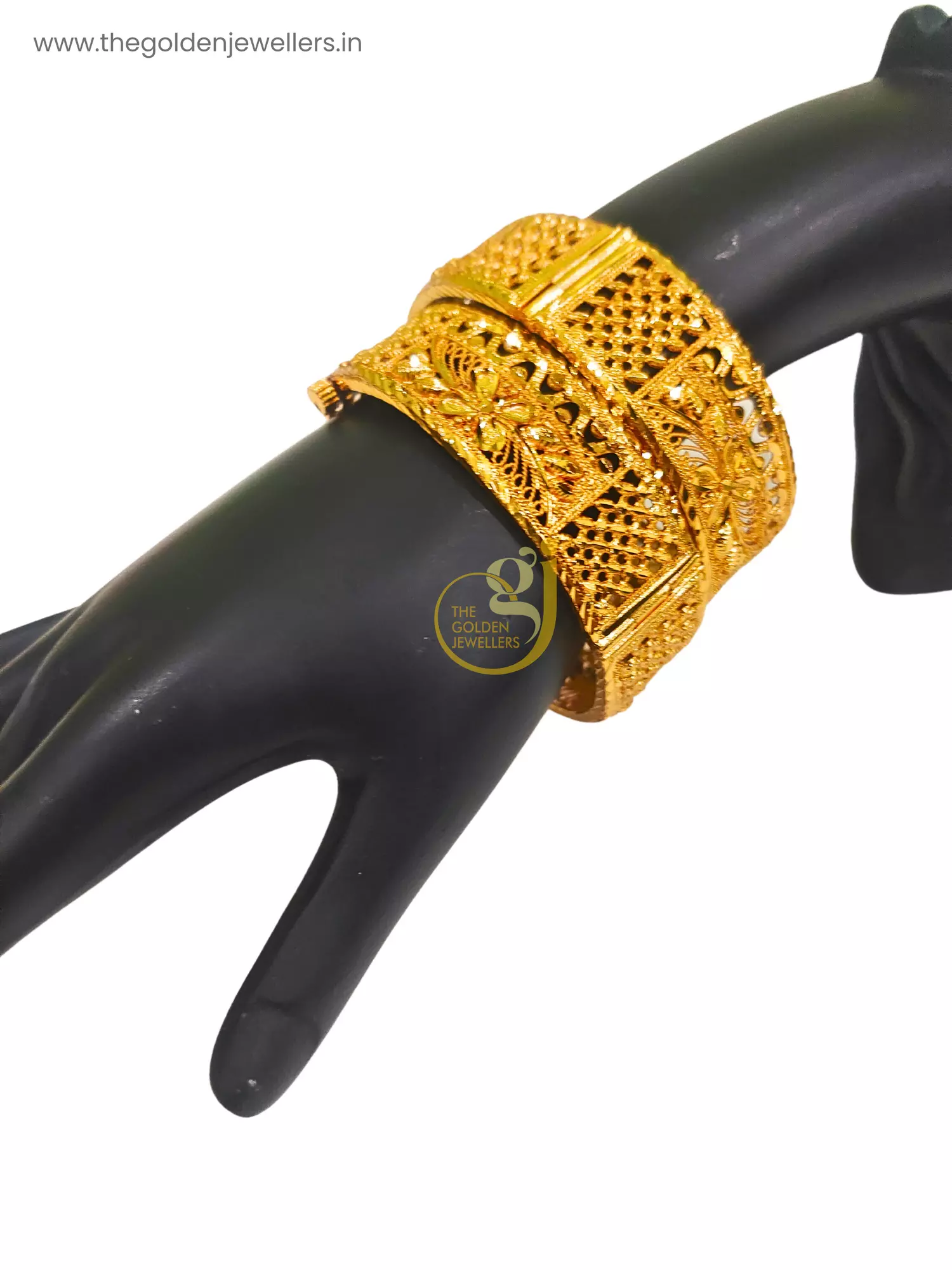 The Golden Jewellers - Chur Hand Jewellery