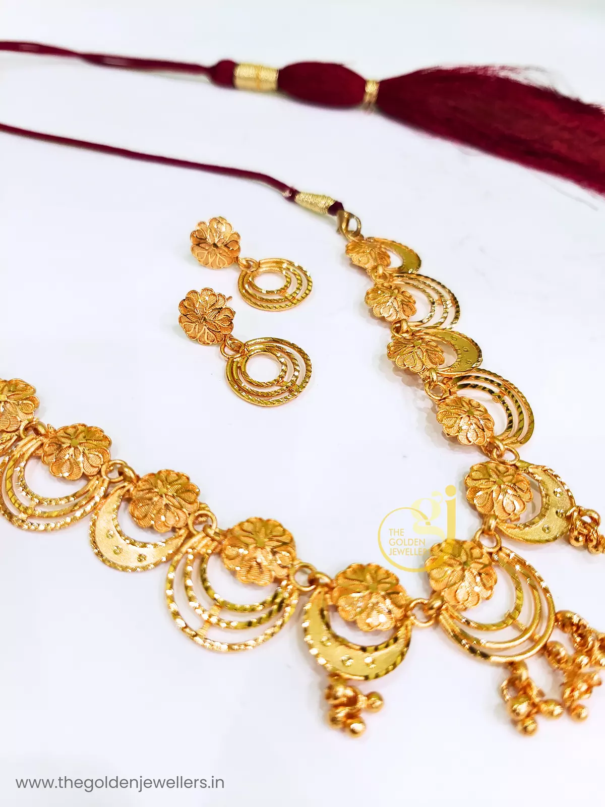 The Golden Jewellers - Necklace Necklace