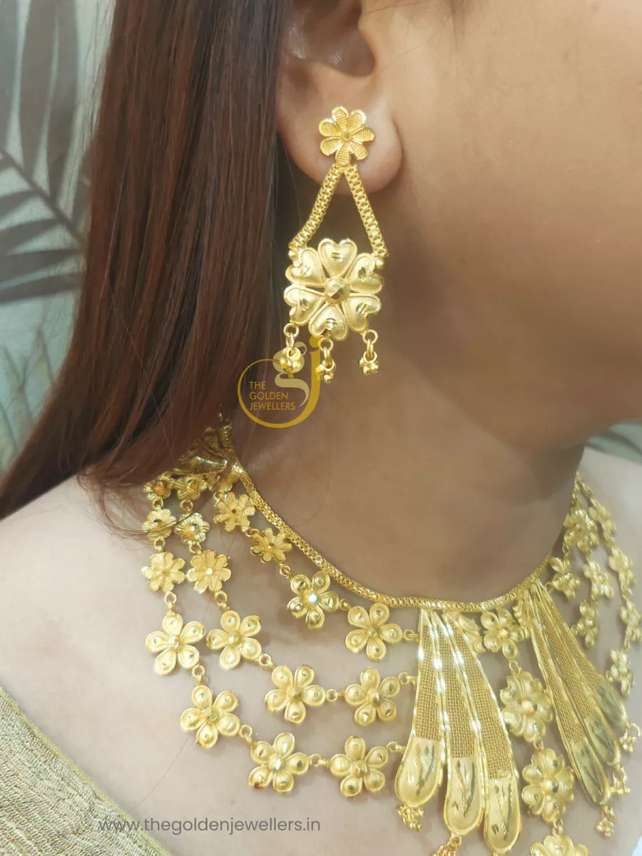 The Golden Jewellers - Necklace Necklace