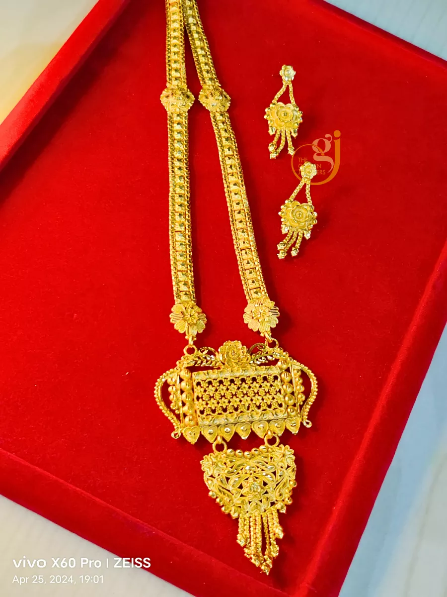 Two Steps Kalngkari Long Sitahar With Earrings Set - Kouri Jewels's Trending Pujo Collection